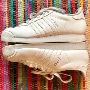 👟 Adidas Samoa White Sneaker ✨make offer!✨